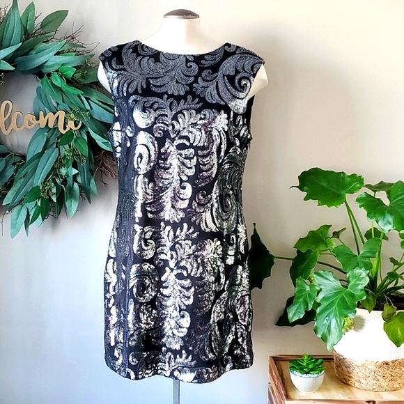 Le Chateau Sequin Mini Dress - Picture 1 of 6